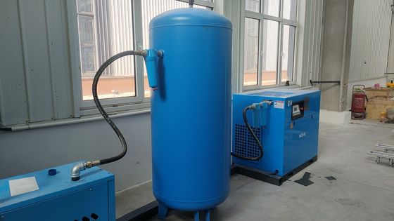 Συμπίεσμος με βίδα αέρα χαμηλής θερμοκρασίας εκφόρτισης με εκτόπισμα αερίου 5,5 m3/min